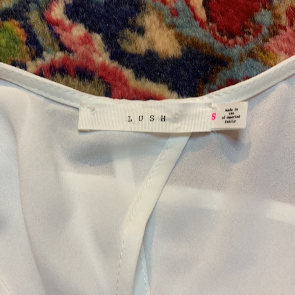 LUSH blouse - Picture 2 of 7
